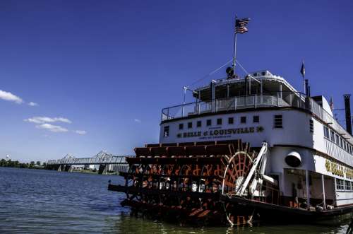 Riverboat Barge in Louisville, Kentucky free photo