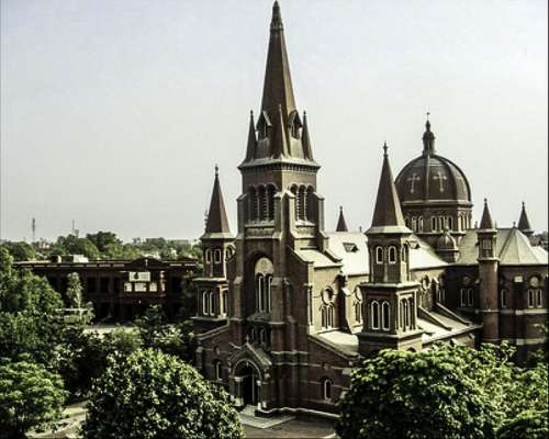 Sacred Heart Cathedral in Lahore, Pakistan free photo