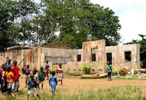 School in Koindu , Sierra Leone free photo
