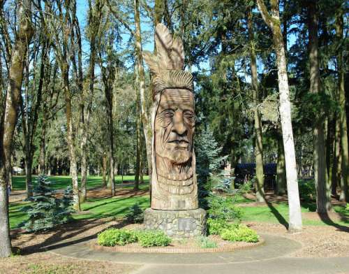 Shute Park sculpture in Hillsboro, Oregon free photo