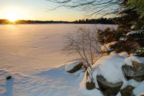 Sunrise on Frozen lake Echo in Halifax, Nova Scotia free photo