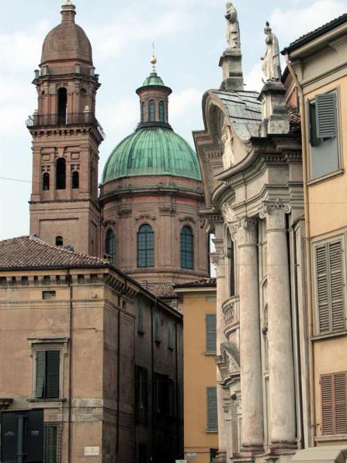 The Baroque church of San Giorgio in Reggio Emilia, Italy free photo