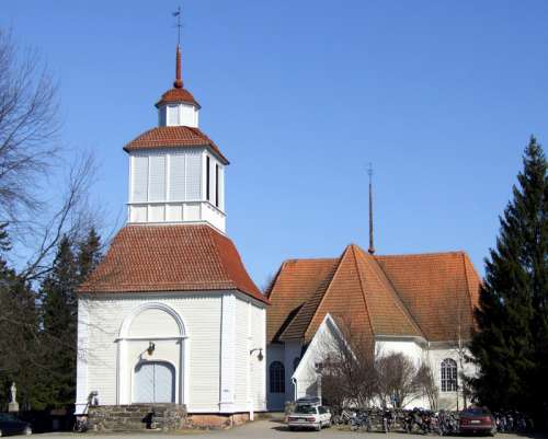 The church and the belfry of Haukipudas, Finland free photo