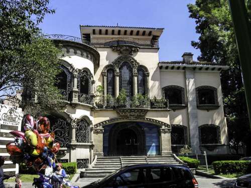 The Domit House on Castelar Street in Mexico City free photo
