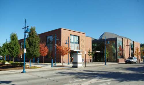 The library in downtown in Sherwood, Oregon free photo