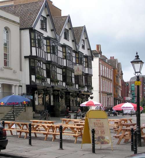 The Llandoger Trow, a historic Bristol Pub in England free photo