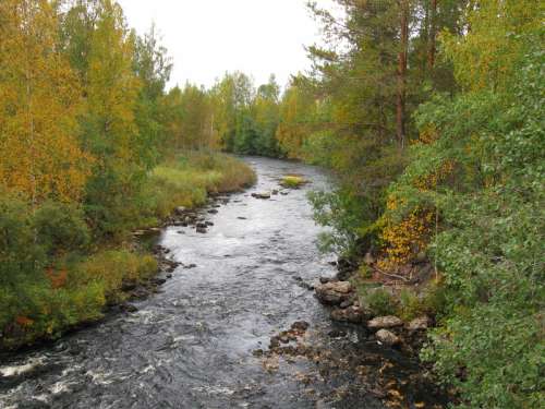 The river Keskijoki in Puolanka, Finland free photo