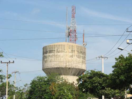 Torres de telecomunicaciones in Barranquilla, Colombia free photo