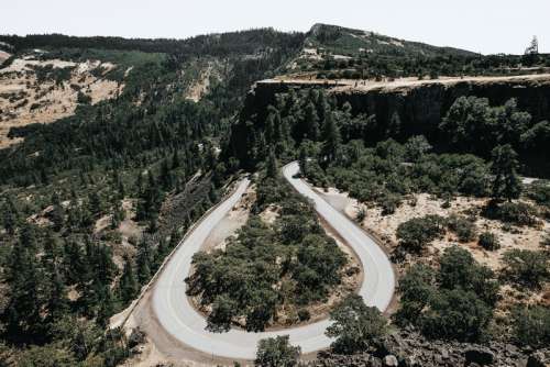 Twisting roadway in Portland, Oregon free photo