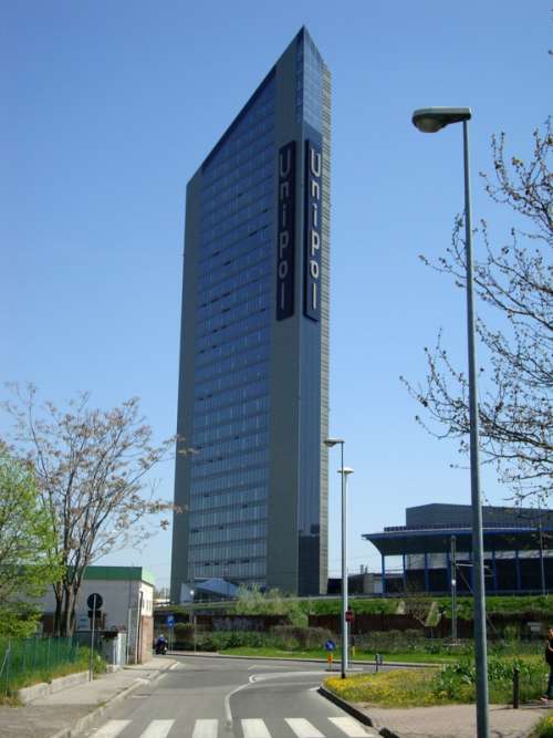 Unipol Tower in Bologna, Italy free photo