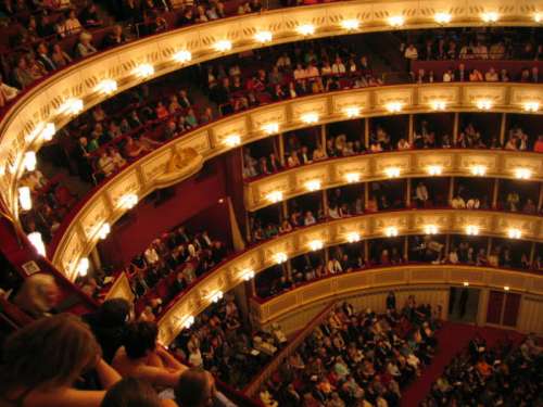 Vienna State Opera in Austria free photo