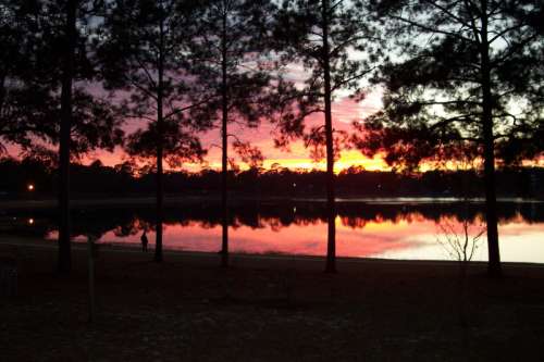 Winter sunset on Lake DeFuniak in Florida free photo