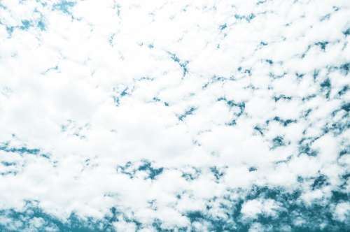 texture of clouds covering the entire heavenly sky free image