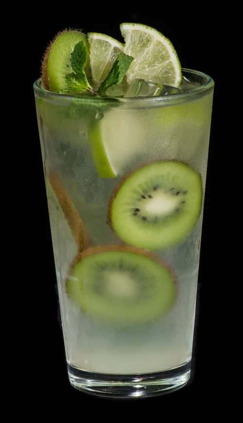 Cold drink with kiwi