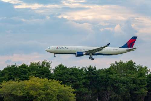 Atlanta International Airport Airplane