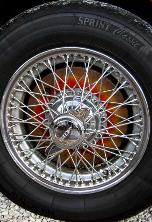 Auto Auto Tires Wheel Spokes Rim Metal Mature