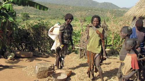 Benna Ethiopia Family Tribe Farm