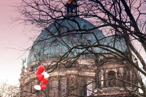 Berlin Berlin Cathedral Balloon Heart Building