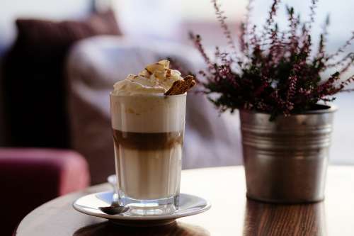 Blur Cappuccino Chocolate Coffee Cream Cup