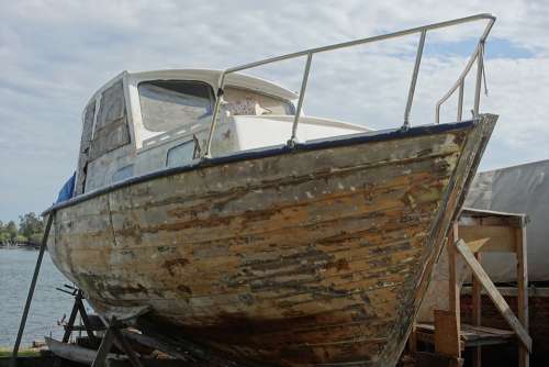 Boat Repair Maintenance Vessel Painting Dry-Dock