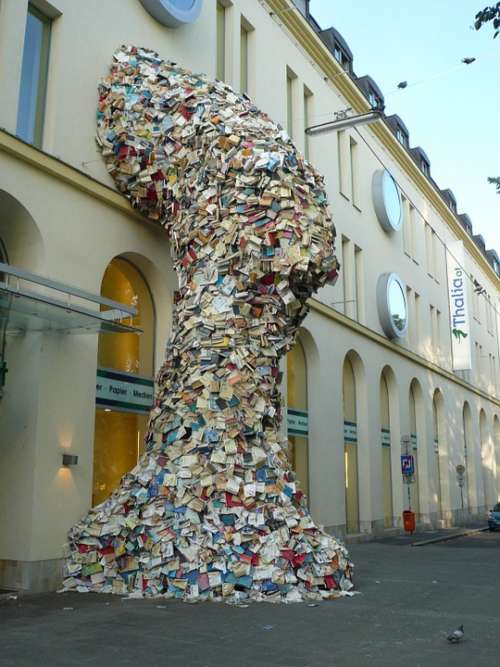 Book Linz City Sculpture Pedestrian Zone Austria