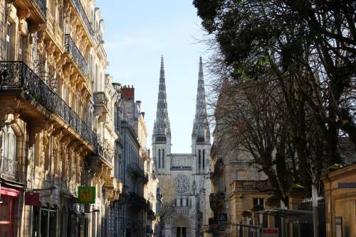 Bordeaux Cathedral Monuments