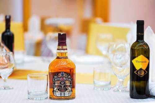 Brandy Whiskey Bottles Restaurant Glass Drink
