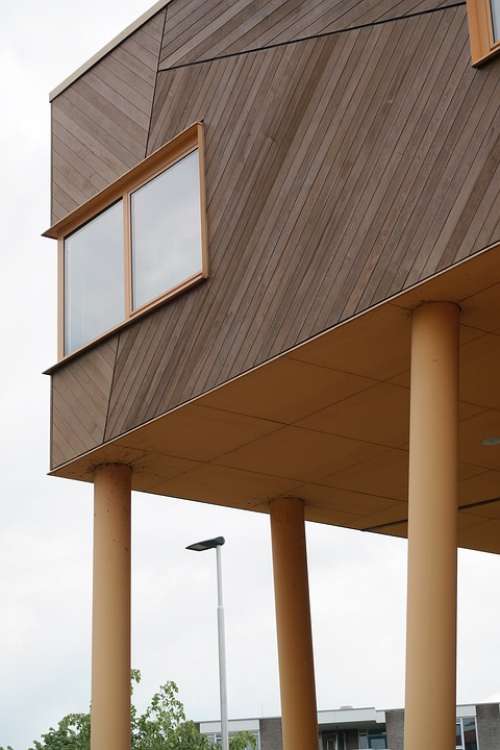 Building Futuristic Arnhem Office Architecture
