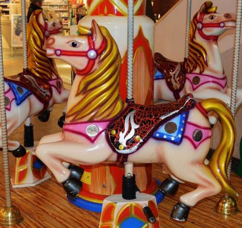 Carousel Horse Pleasure Leisure Fun