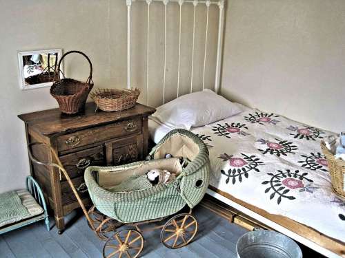 Child'S Room Girl Historic Museum Room Antiques