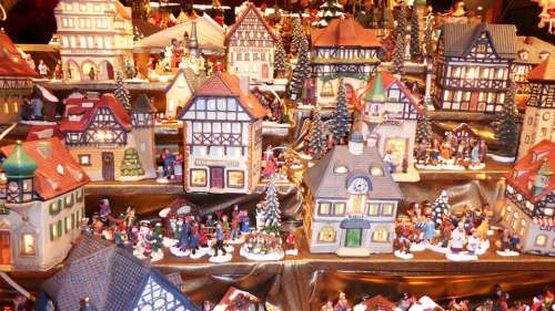 Christmas Market Houses Figures Lights