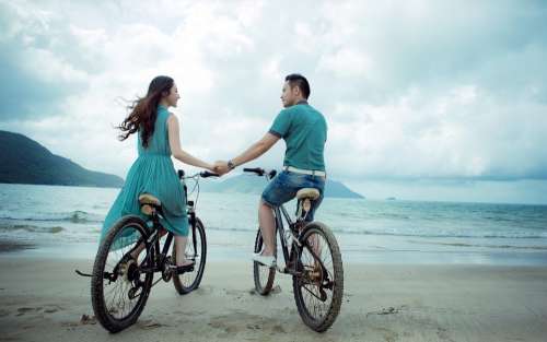 Couple Beach Love Holiday Summer Bicycles Sea