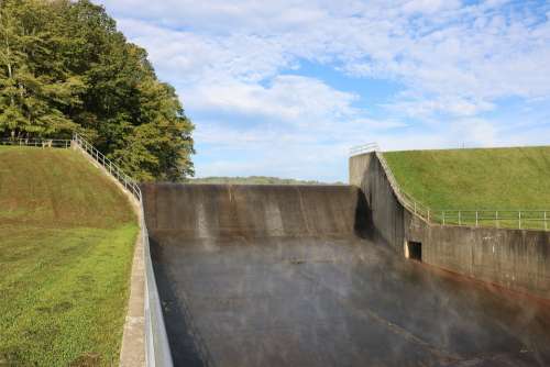 Dam Spillway Lake North America Steam Sea Smoke