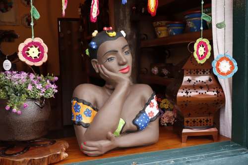 Doll Statue Window Flirt Brazil Tourism Landscape
