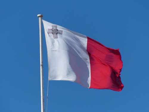 Flag Malta Brier Blow