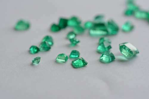 Gem Emerald Stones