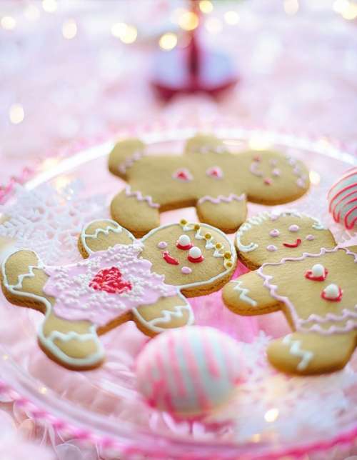 Gingerbread Men Women Cookies Christmas