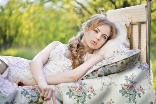Girl Portrait Nature Summer Lying Down Bed