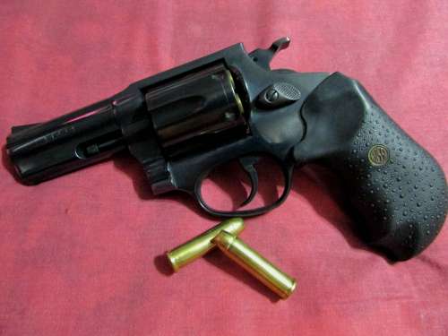 Gun Bullets Weapon Pistol Bullet Handgun