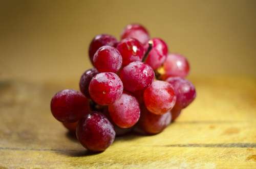 Healthy Grapes Fruit Red Grapes Bunch