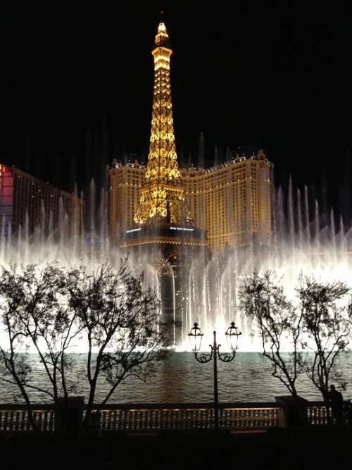 Las Vegas Bellagio Fountain Nighttime