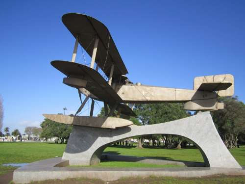 Lisbon Aircraft Monument