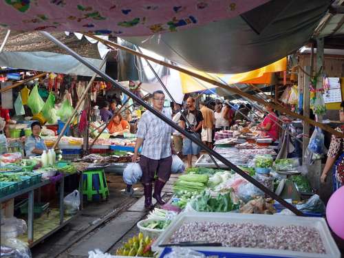 Maeklong Railway Market Thailand Marketplace Seafood
