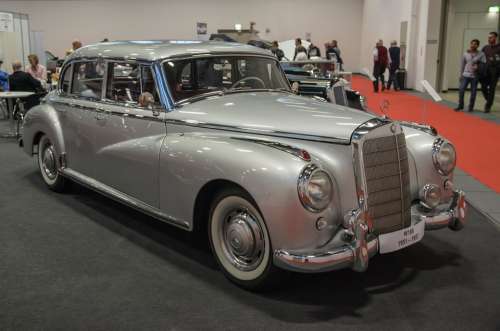 Mercedes Adenauer W186 Luxury Car State Karosse