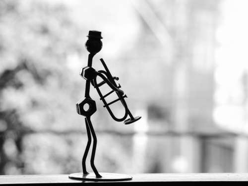 Musician Trumpet Metal Decoration Statue Simple
