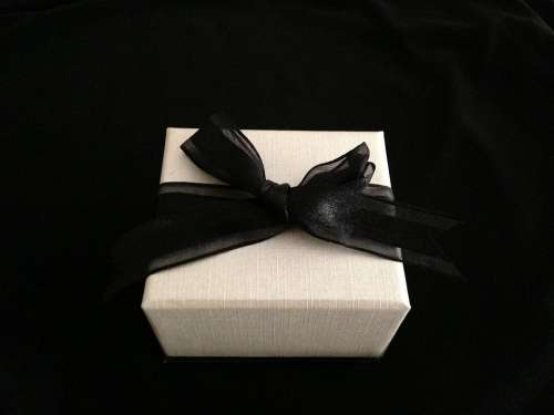 Present Gift Bow Ribbon Box Valentine