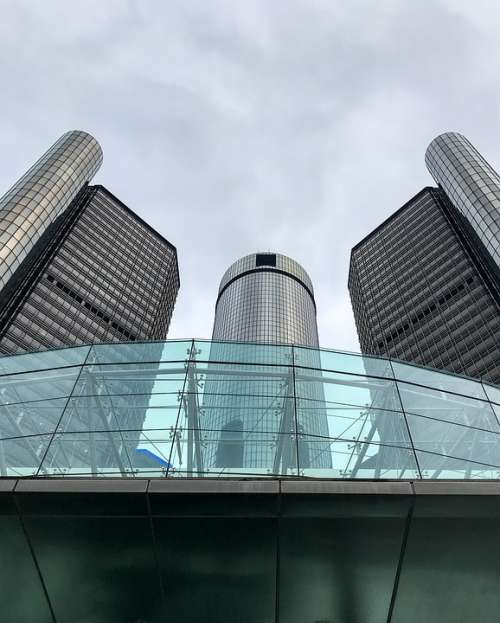 Renasannce Center Detroit Ground Level Skyscraper