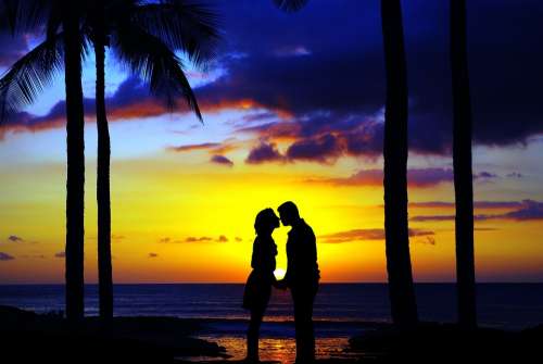 Romance Love Relationship Couple Kissing Sunset