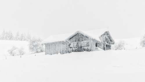 Scene Winter Cold Cabin Mountain Home Chalet