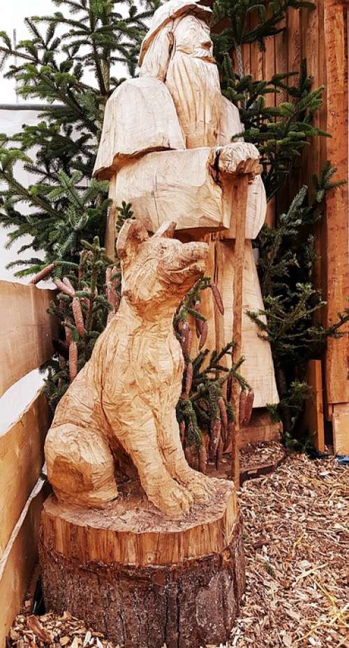 Shepherd Dog Sculpture Chain Saw Work Carved